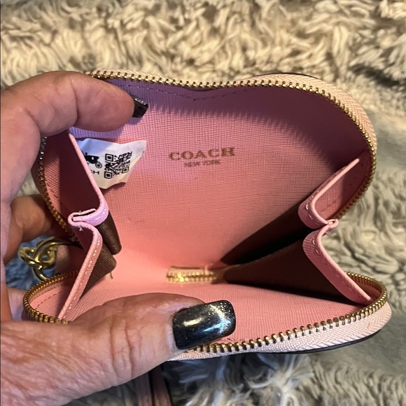 Coach Heart-Shaped Pink Wristlet - Picture 6 of 7